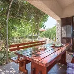 Two-bedroom In * Banjole