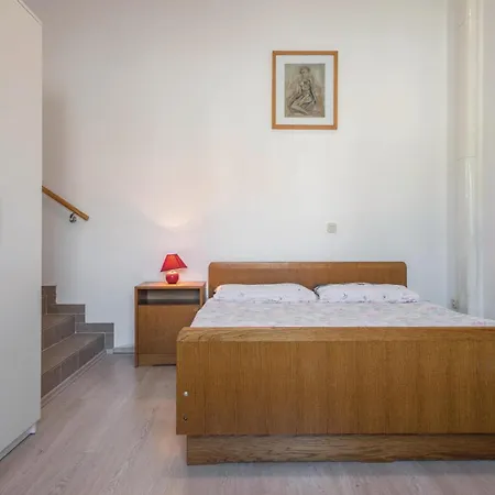 Two-bedroom In Apartman *