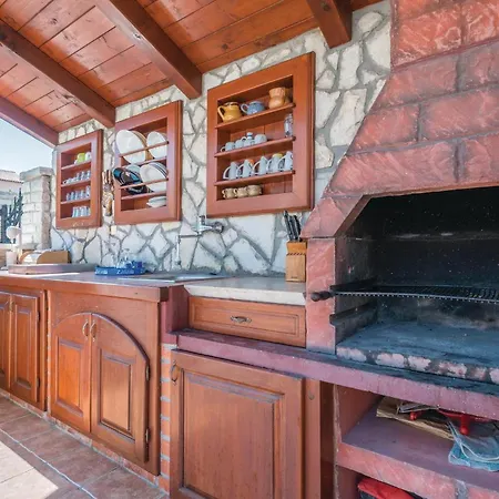 Apartment Gorgeous In With Kitchen